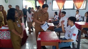 Bupati minhasa buka naskah ujian